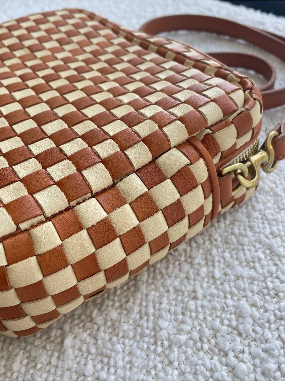 Clare V. Midi Sac Crossbody in Natural & Cream Woven Checker - Picture 4 of 12
